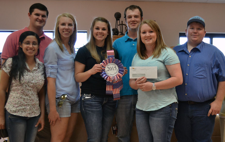 Chamber of Commerce awards Dogie Days parade winners