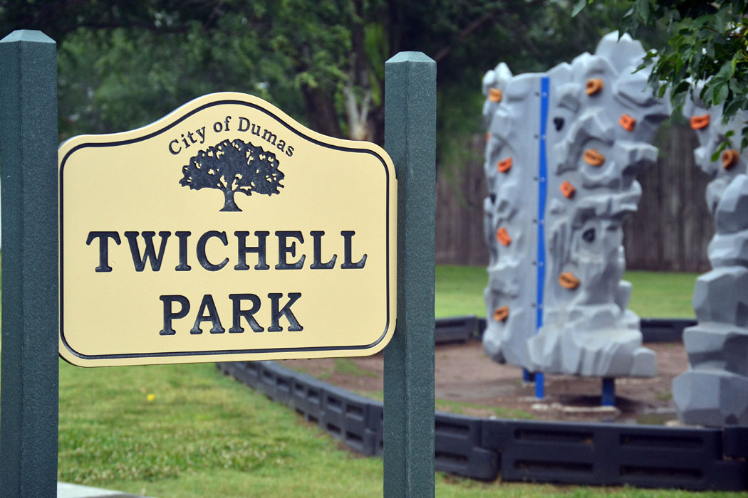 Resident says South Twichell has become a ‘drag strip’ putting children at risk