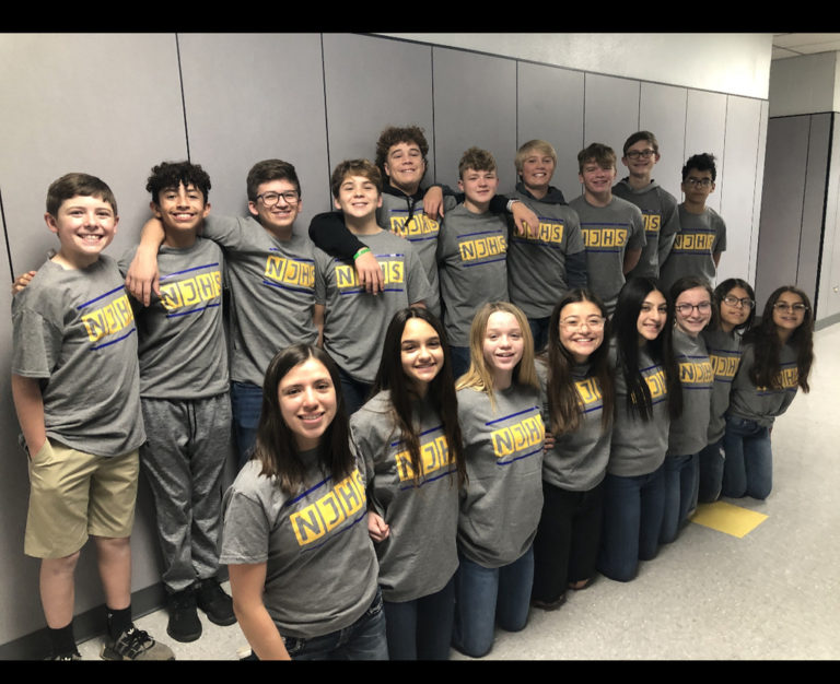 Sunray NJHS Delivers 3,000 Items to Food Pantry