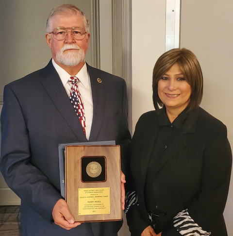 Local Investigator Receives Award Honoring Twenty Years of Service