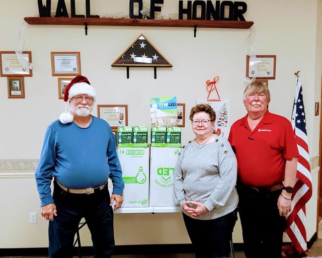 Xcel Energy Partners with United Way to Distribute LED Light Bulbs in Moore County